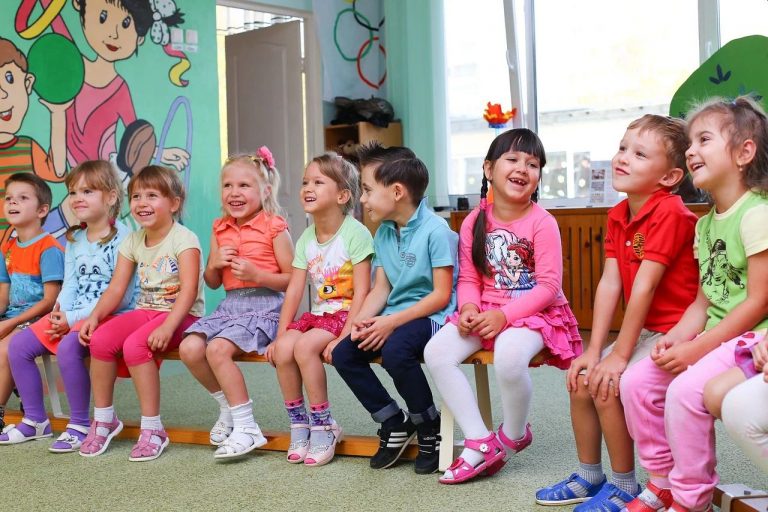 Przeczytaj i podaj dalej. Rekrutacja do przedszkoli i oddziałów przedszkolnych.