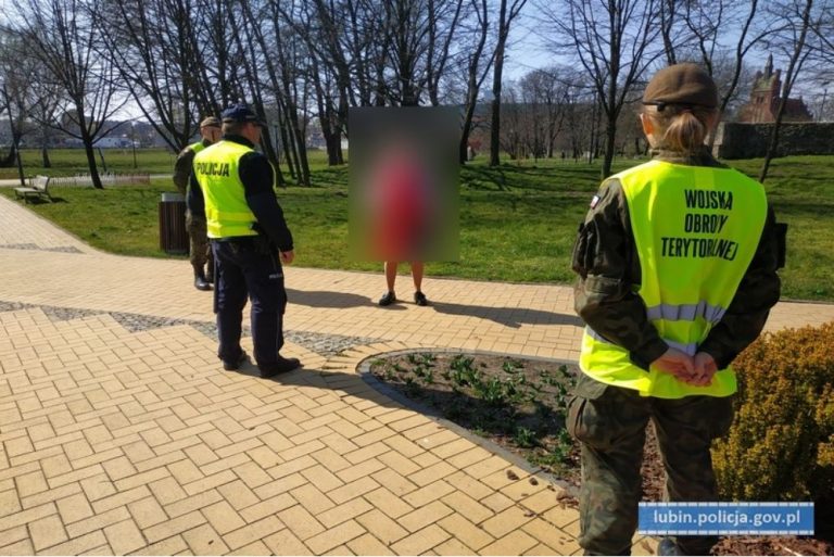 Policja i wojsko na ulicach Lubina