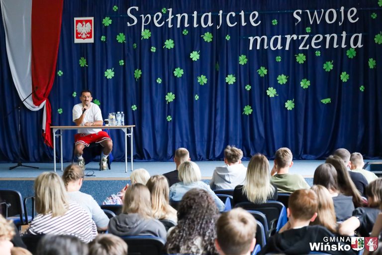 Młodzież z gminy Wińsko spotkała się z Michałem Koterskim